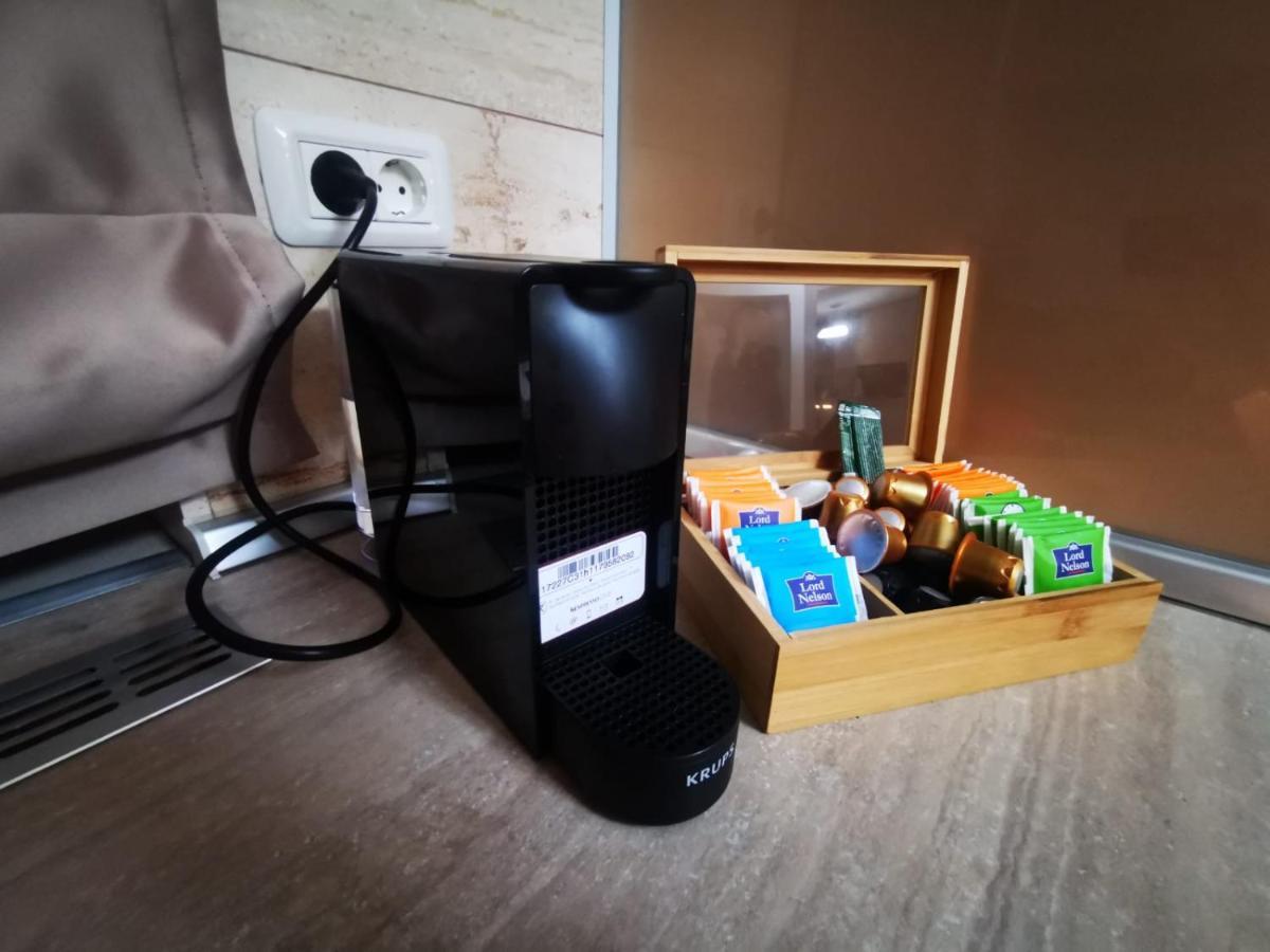 Luxury Apartment. 10 Minutes Taxi Ride To Center Тимишоара Екстериор снимка
