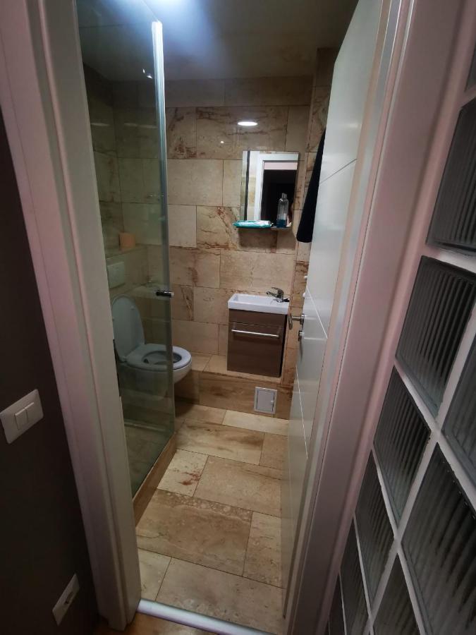 Luxury Apartment. 10 Minutes Taxi Ride To Center Тимишоара Екстериор снимка